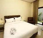 Reddoorz At Gandaria City